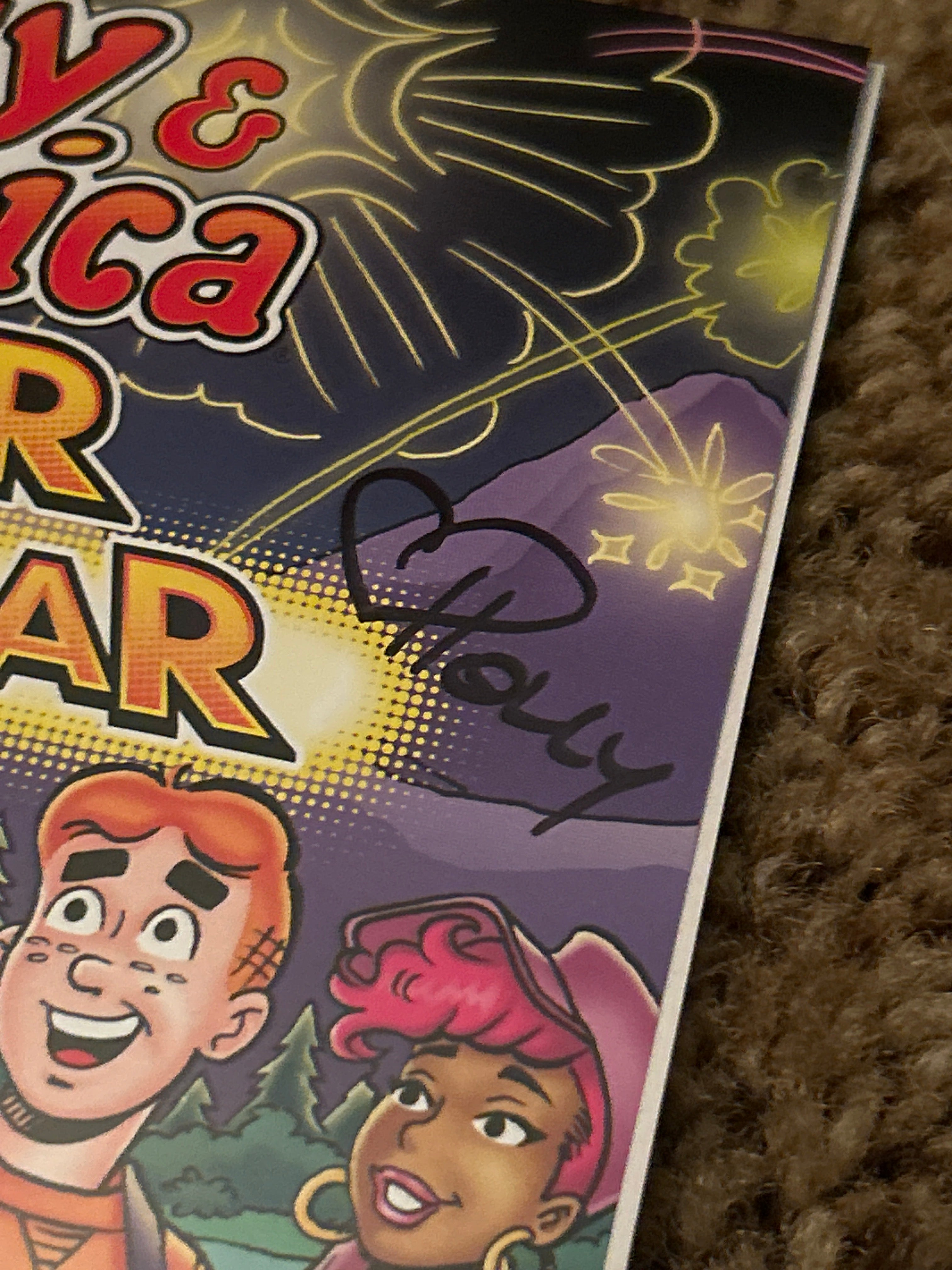 Comic Book: Autographed Betty & Veronica Signed by Holly G