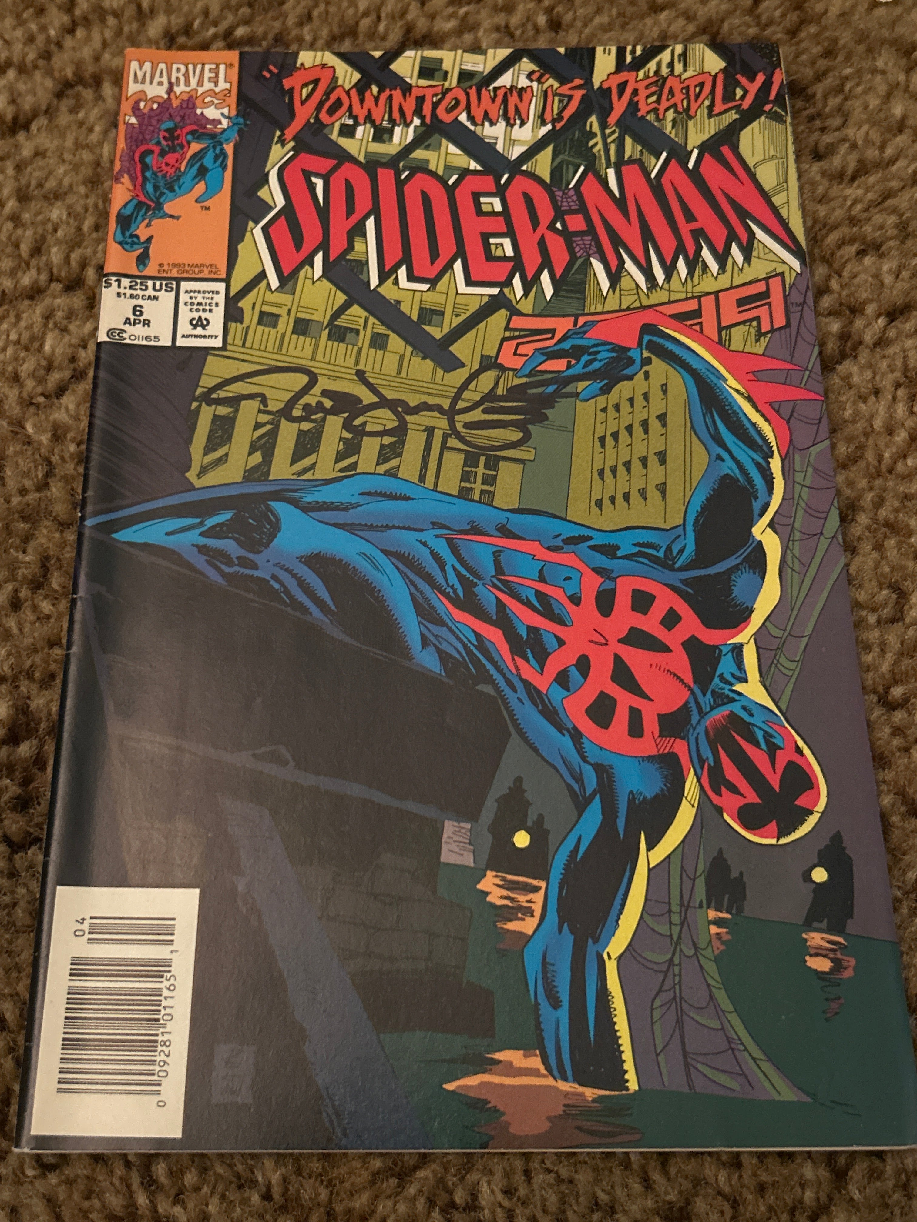 Comic Book: Autographed Spider-Man 2099 #6 - Signed by Rick Leonardi