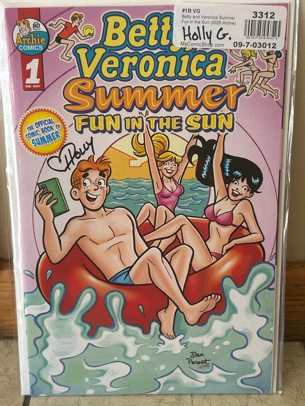 Comic Book: Autographed Betty & Veronica Signed by Holly G