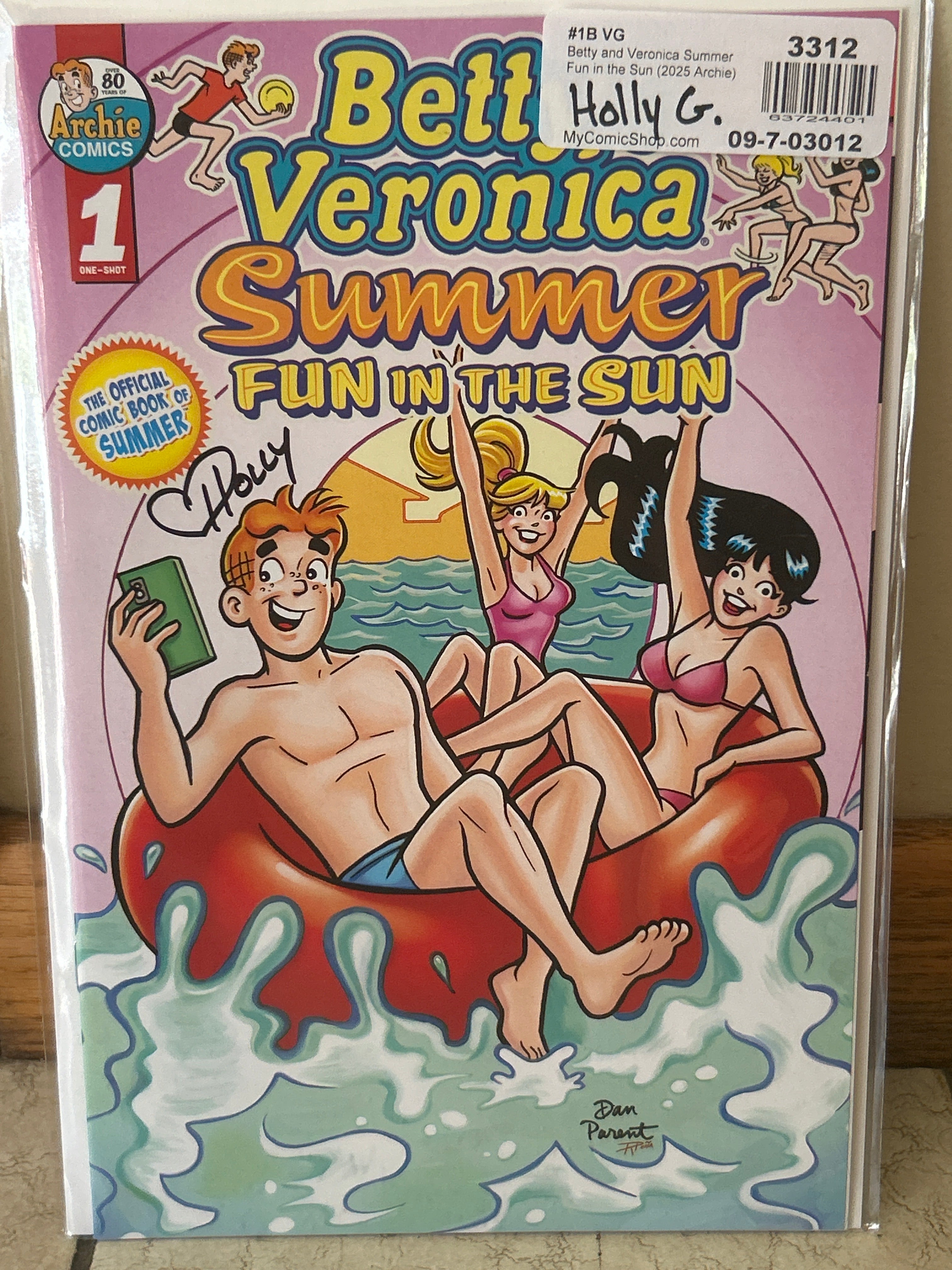 Comic Book: Autographed Betty & Veronica Signed by Holly G