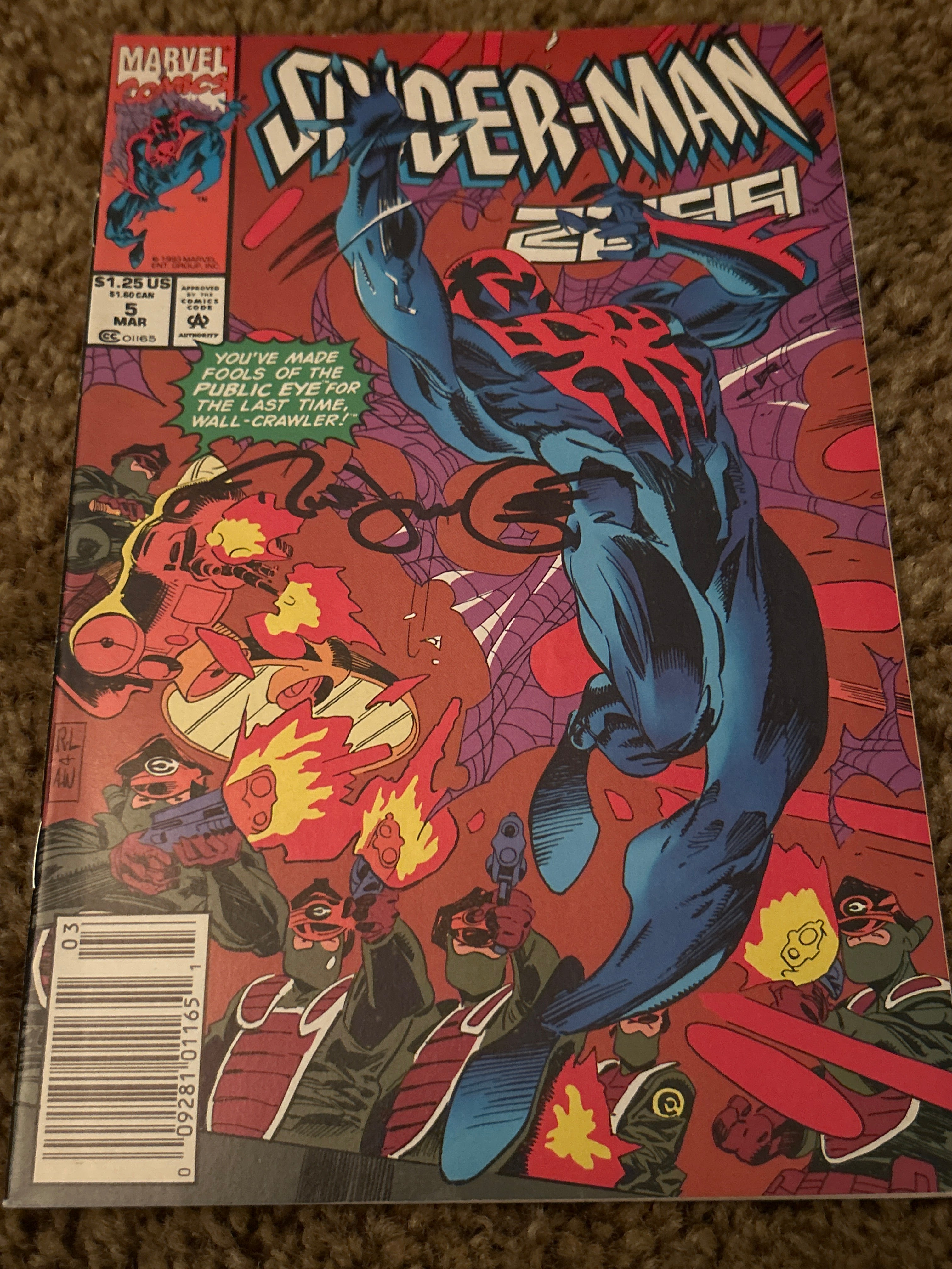 Comic Book: Autographed Spider-Man 2099 #5 - Signed by Rick Leonardi