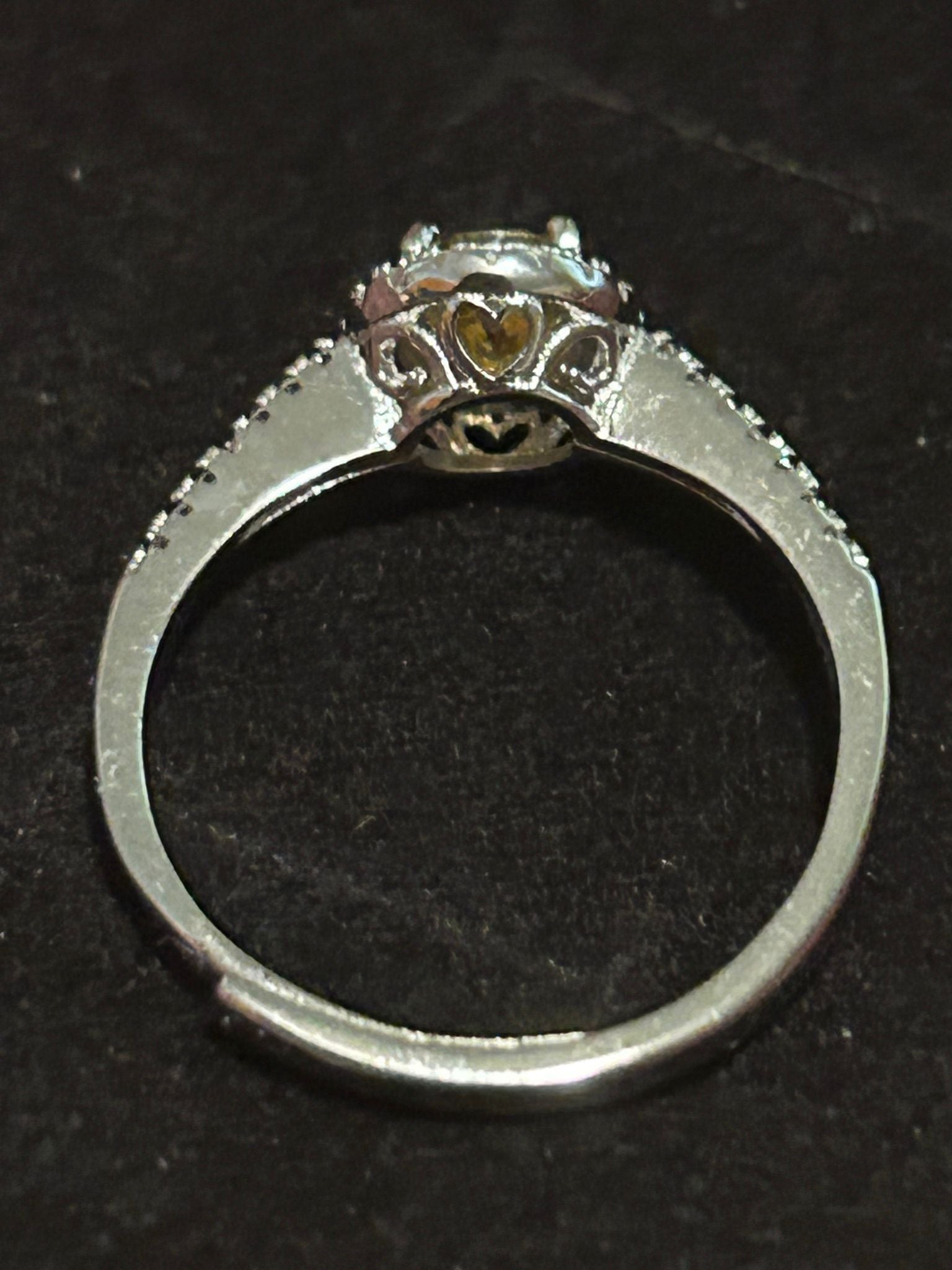 Jewelry: Ring - Natural Moissanite w/ Cert 💍