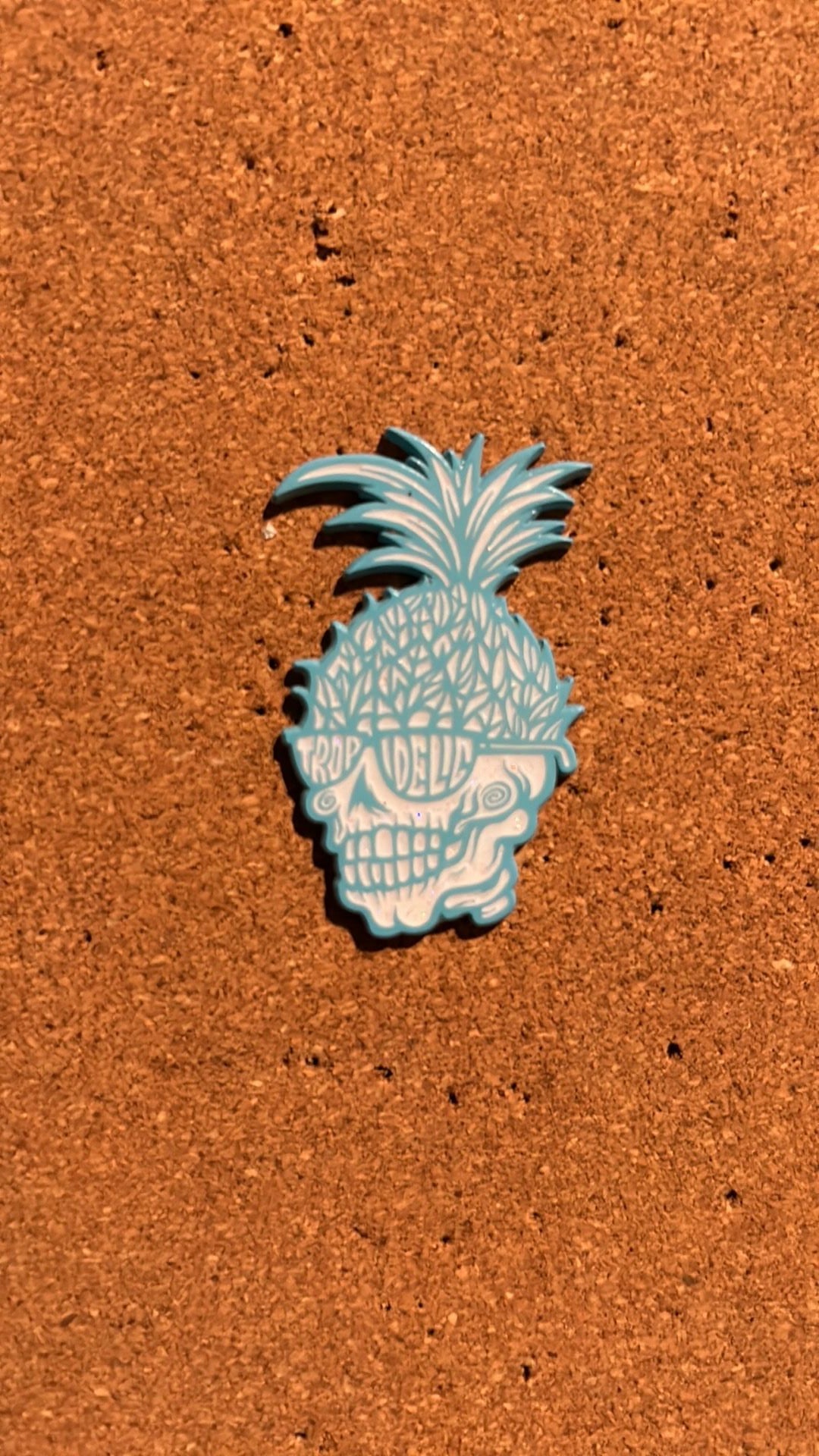 Pin: Tropidelic - Pineapple Head "Blue"