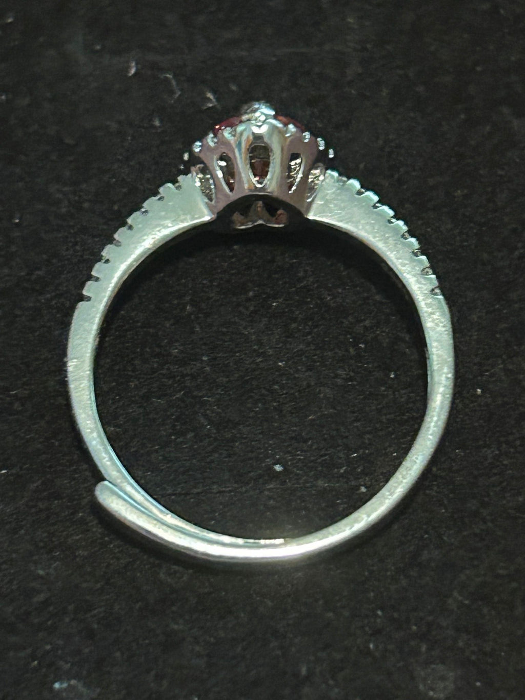 Jewelry: Ring - Natural Moissanite w/ Cert 💍
