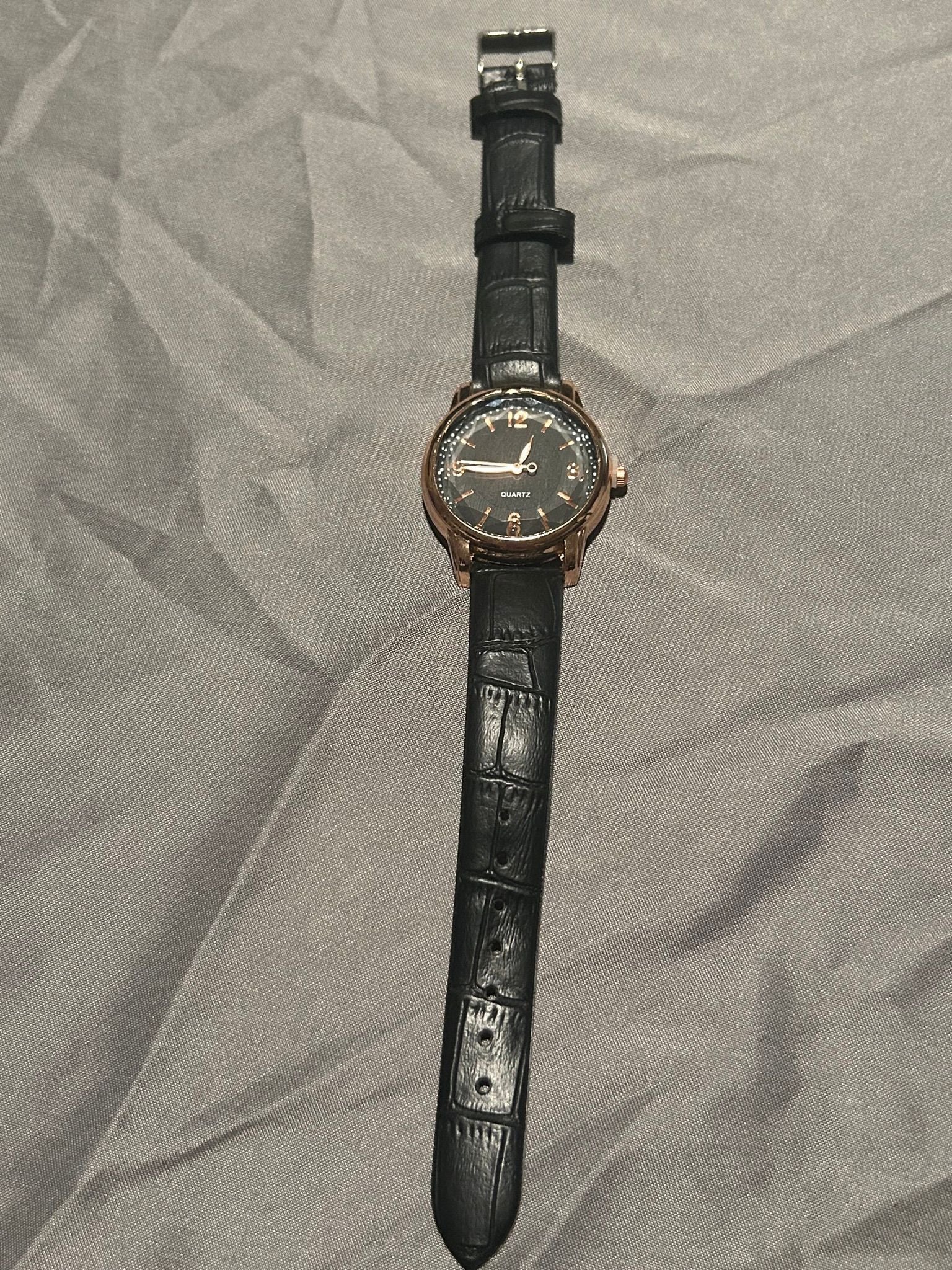 Watch: Unbranded Unisex - Leather Strap