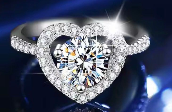 Jewelry: Ring - Natural Moissanite w/ Cert 💍