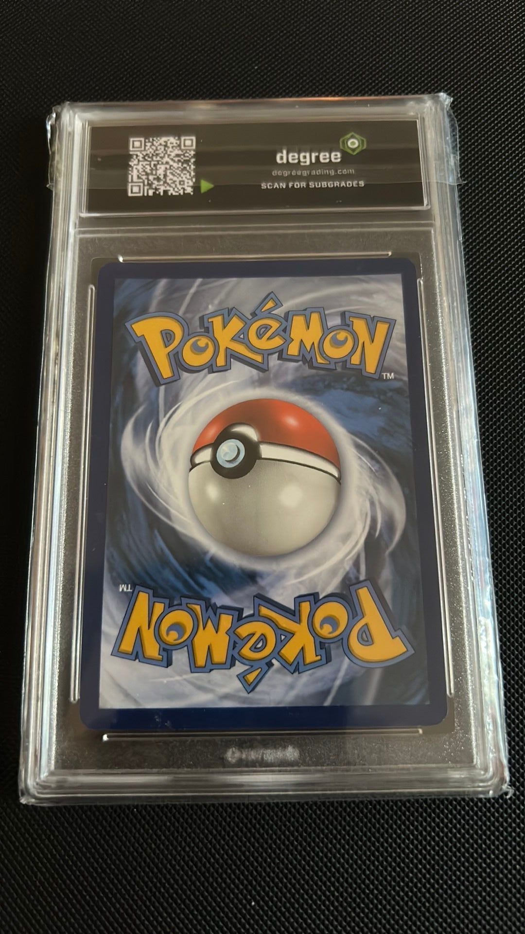 Graded Card - Pokemon: Hitmonchan (2020)