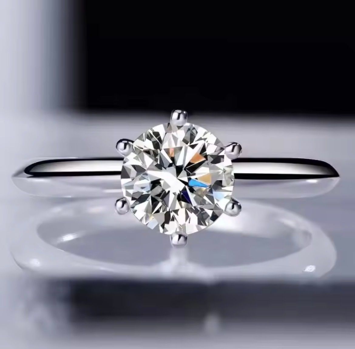 Jewelry: Ring - CZ set in 925 Silver 💍