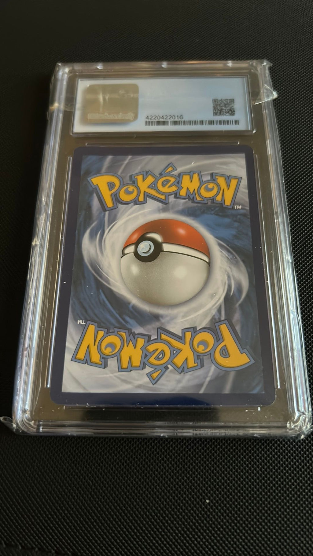 Graded Card - Pokemon: Hitmonchan (2016)