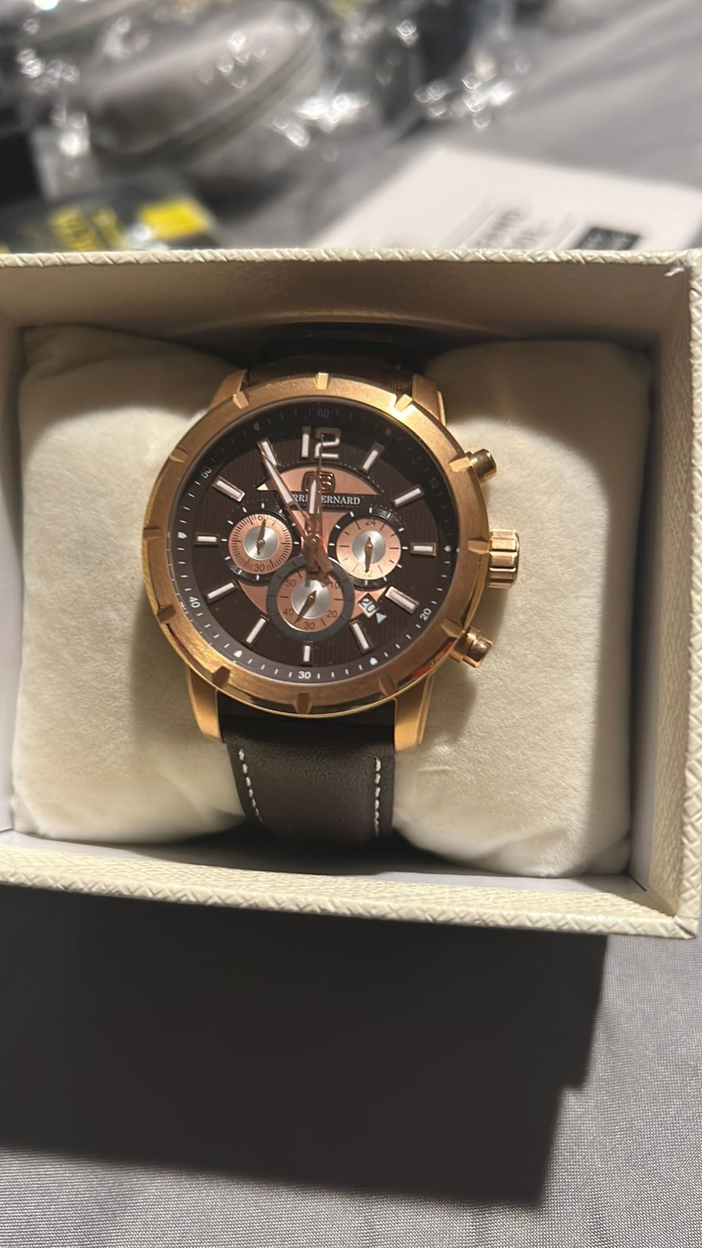 Watch: Pierre Bernard: Men’s w/ Genuine Leather Strap - Date & Stopwatch
