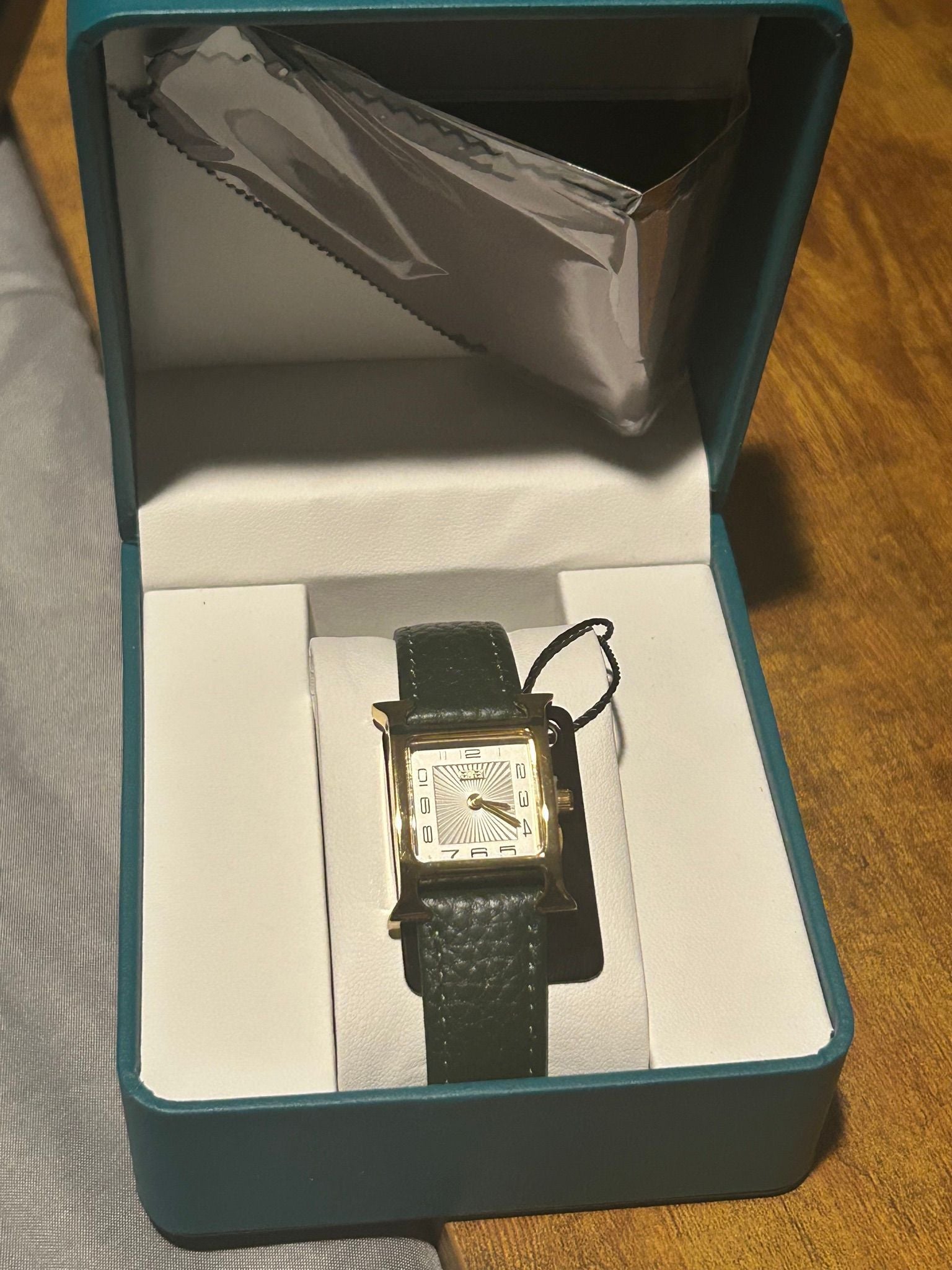 Watch: Bibi: Women’s w/ Genuine Leather Strap: Green (Hermés Homage)